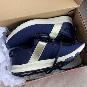New Balance Women’s Sneakers NWT
